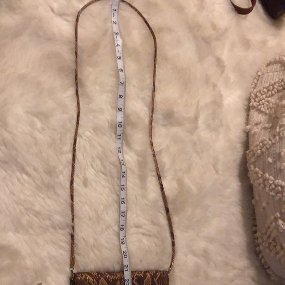 NWOT RZ Gold & Brown Animal Print Crossbody Wallet Gold Accents - Picture 9 of 9